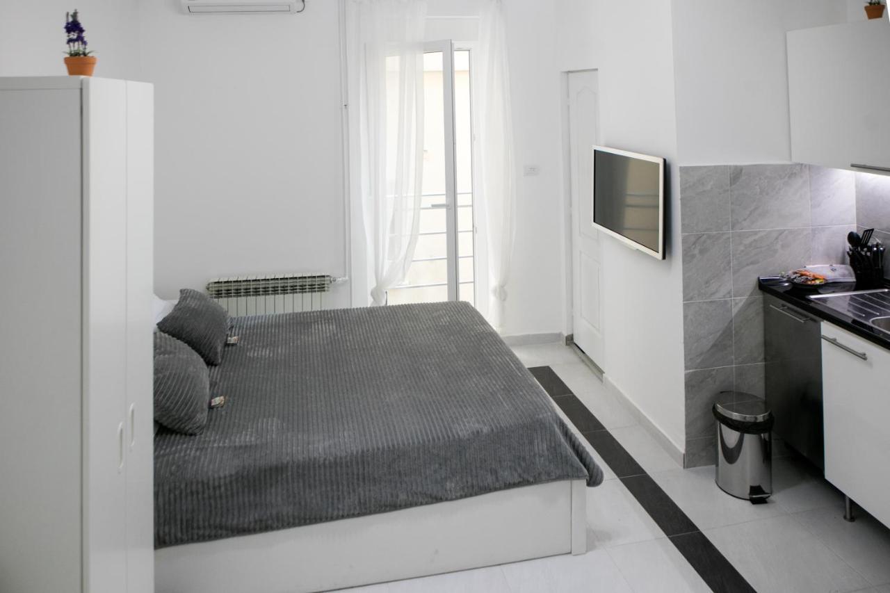 Natalie'S Studio Beograd Ngoại thất bức ảnh